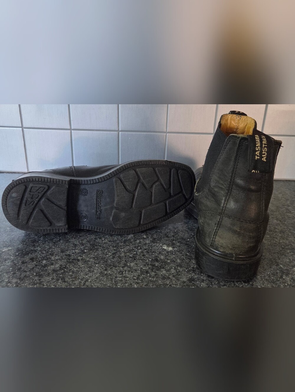 Blundstone Black Leather Chelsea Boots - Size 8 - Picture 5 of 5